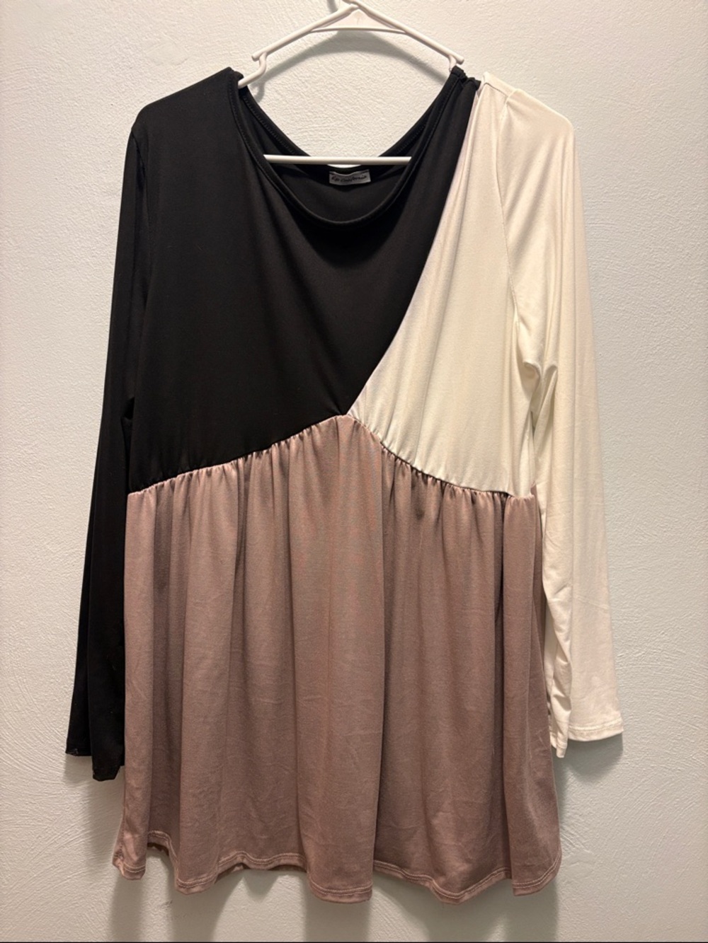 Chic Soul Colorblock Peplum Tunic - Black, White & Mauve
